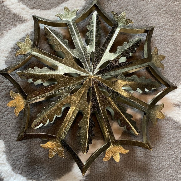 Metal Hanging Snowflake Decor - Picture 3 of 4